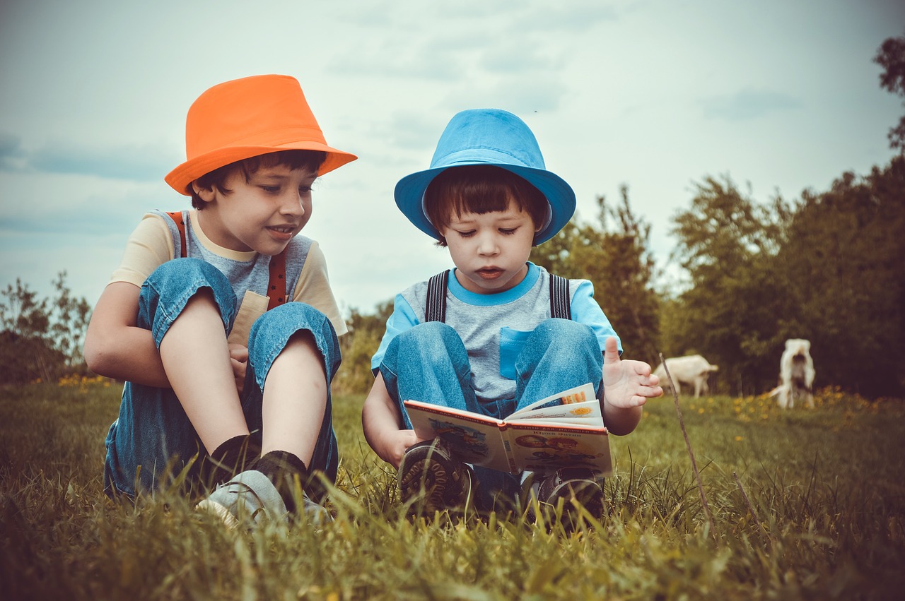 children reading